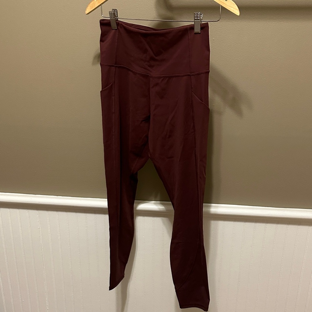 Greyson Burgundy Leggings